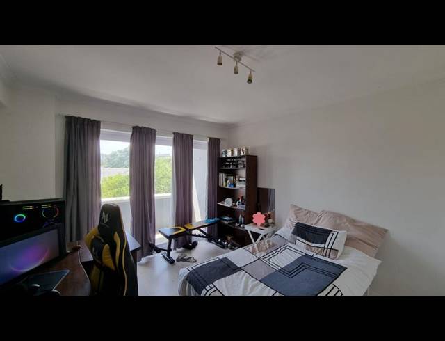 2 BEDROOM PROPERTY TO RENT IN WOODSTOCK